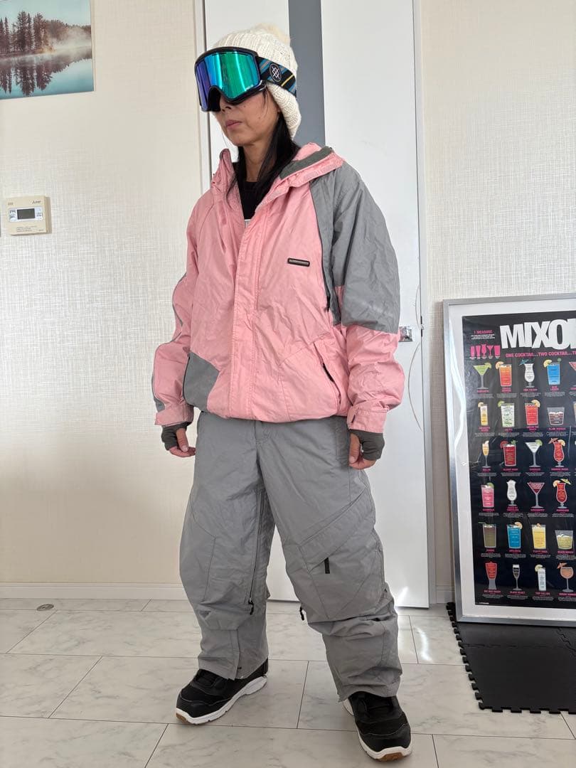 Gush ウェア　上下　ゴーグル➕フェイスマスク付き　ウーマンサイズ　超多機能