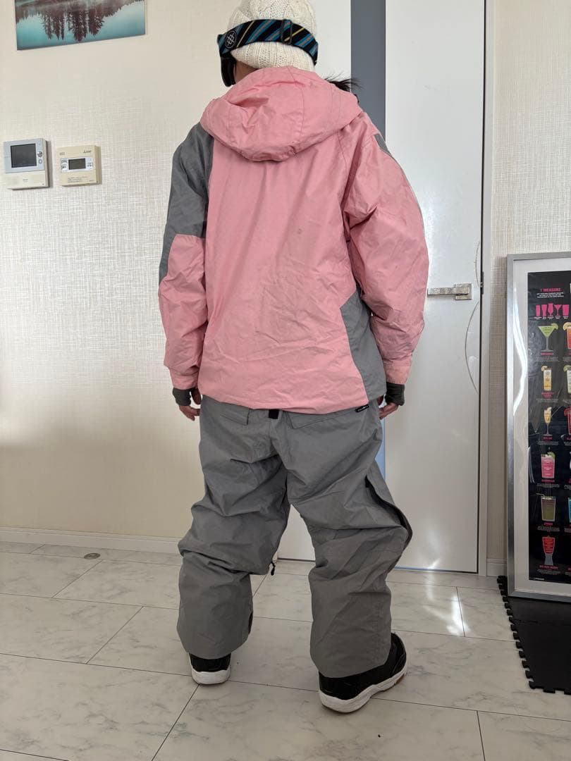 Gush ウェア　上下　ゴーグル➕フェイスマスク付き　ウーマンサイズ　超多機能