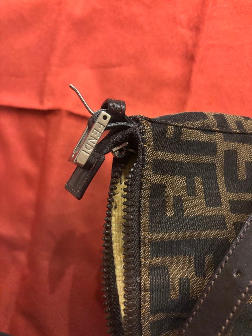 FENDI フェンディ ズッカ柄 ハンドバッグ ポーチ 小物入れ ブラウン