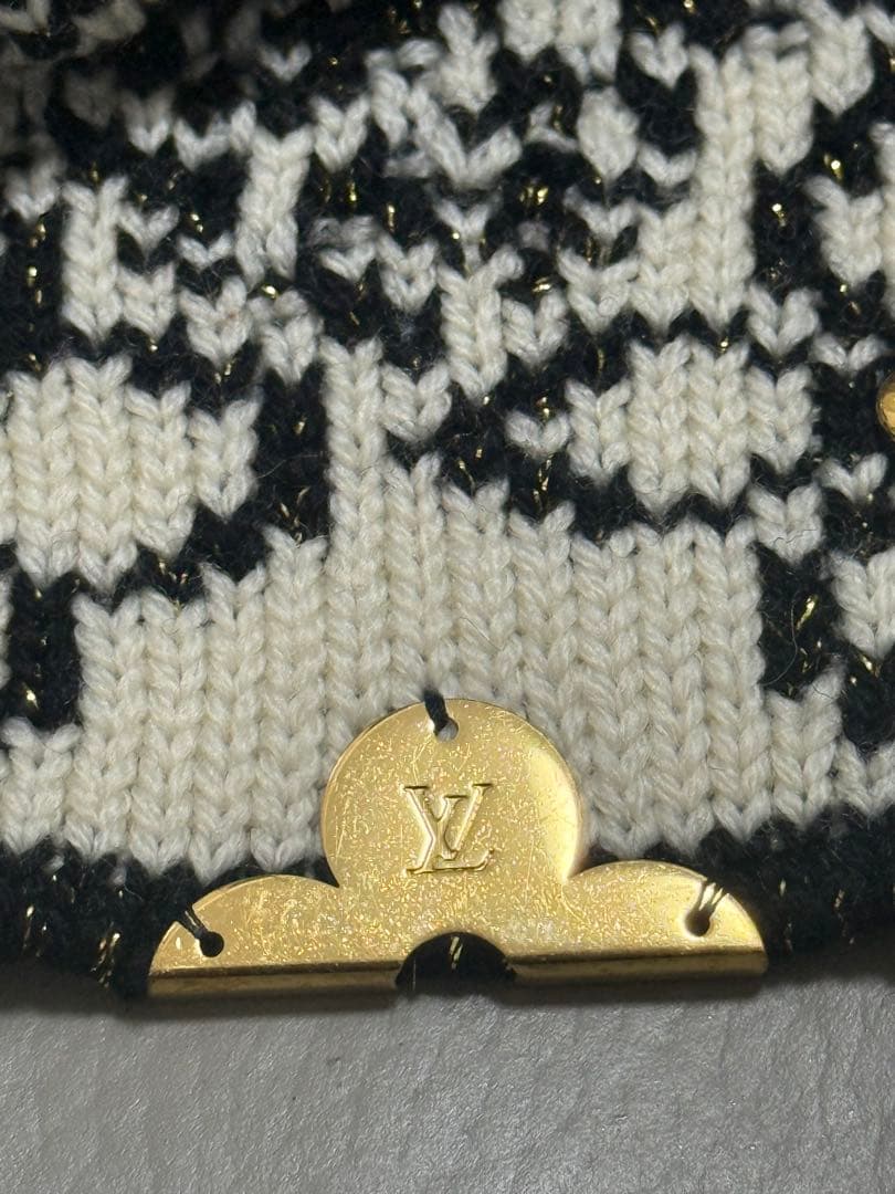 ルイ・ヴィトン 大判ウールストール マフラー 黒 白 ロゴ