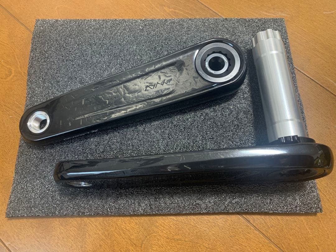 【ほぼ未使用】LEXON カーボン クランク 167.5mm