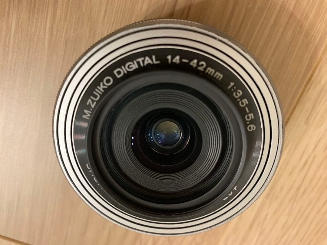 OLYMPUS PEN Lite E-PL7 EZダブルズームキット ホワイト