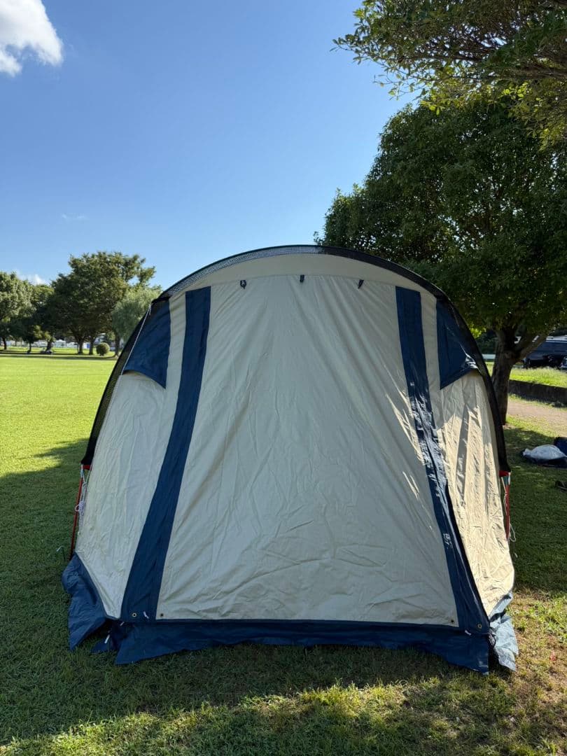 ホールアース　ハーフアースクーヘン(トンネル型ツールームテント)