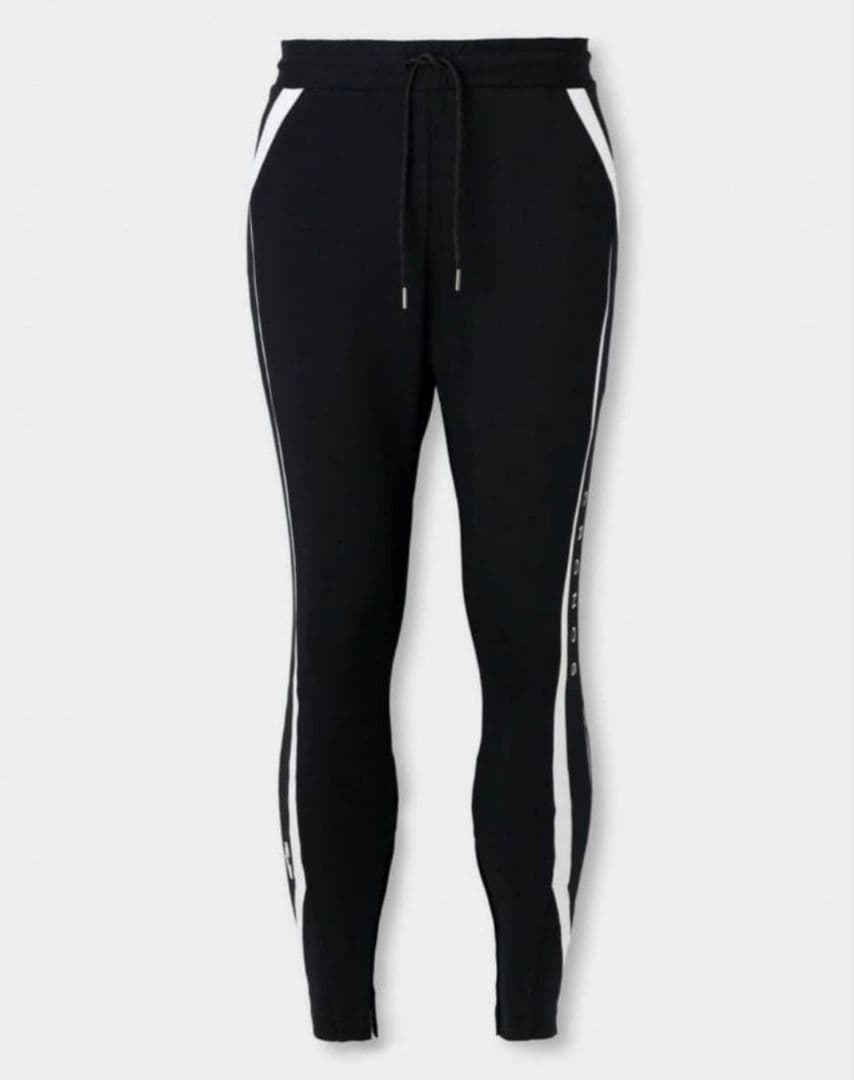 CRONOS ブラック ジョガーパンツ - メルカリ