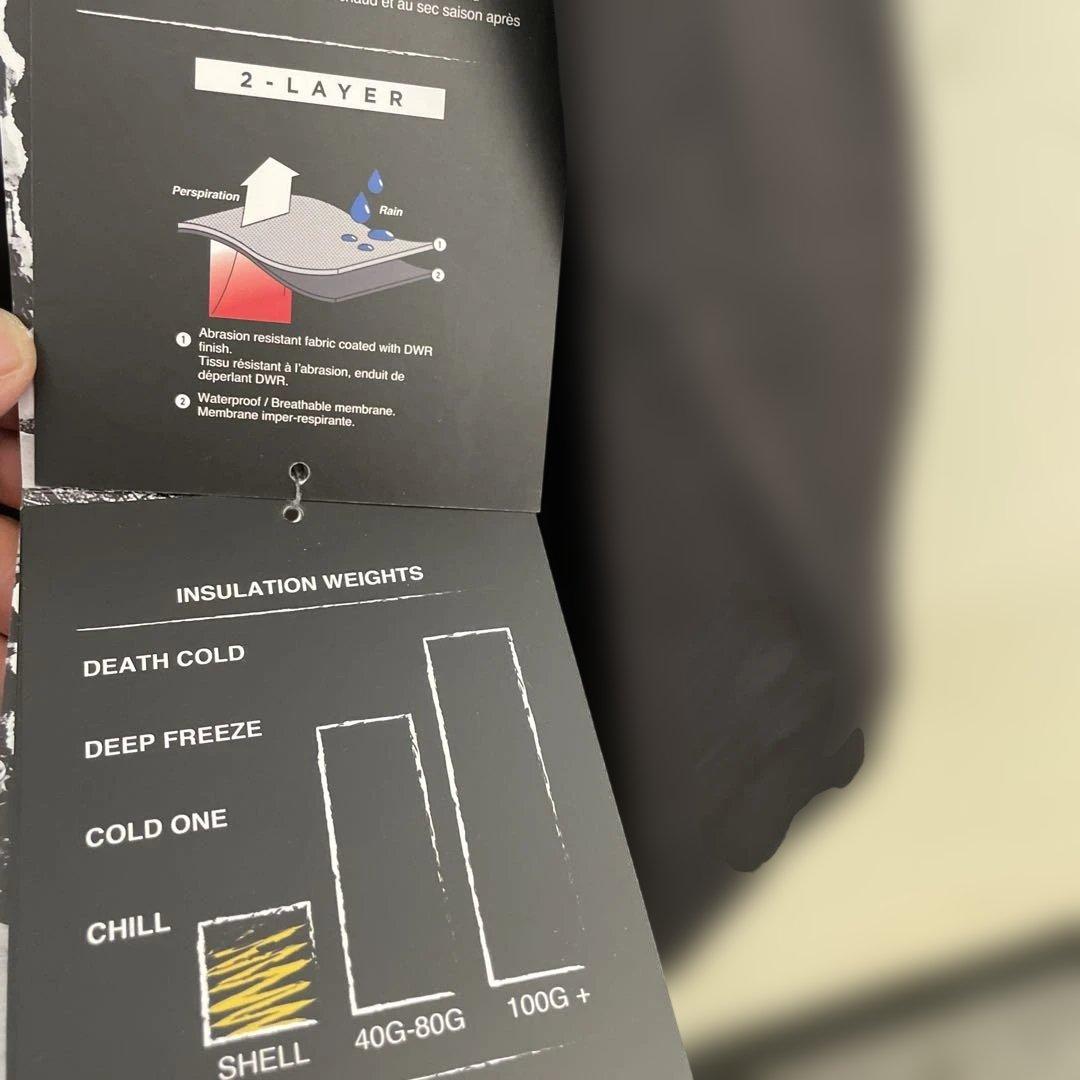 新品未使用タグ付きSESSIONS ブラック スノーボードジャケット MD/M