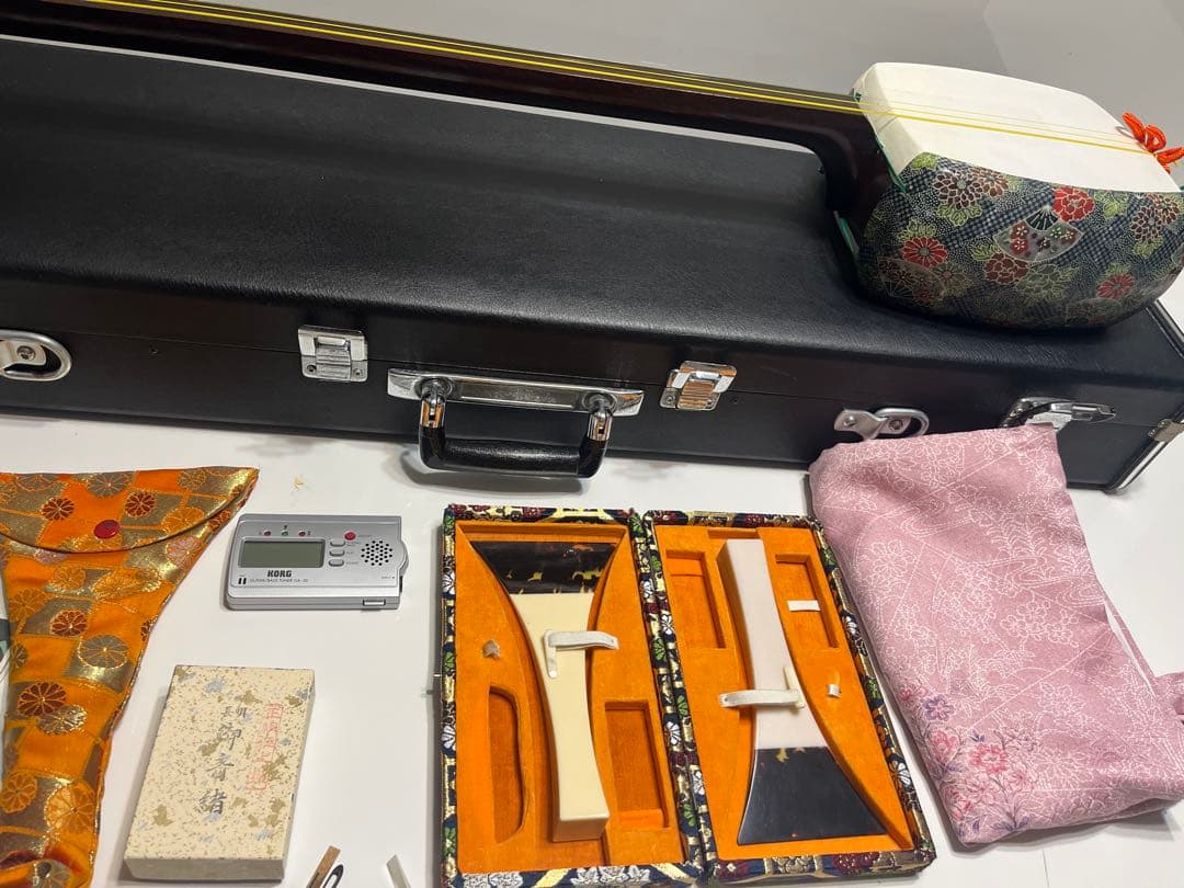 三味線本体 ケース付き 中古品