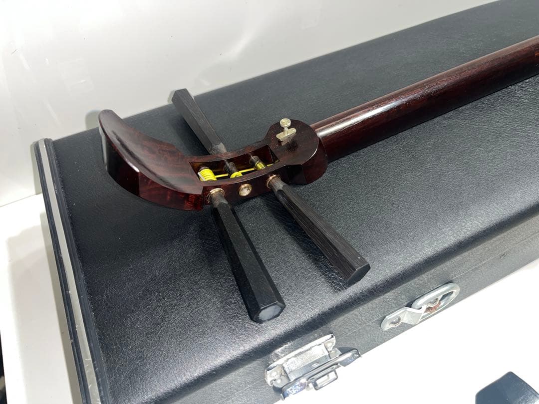 三味線本体 ケース付き 中古品