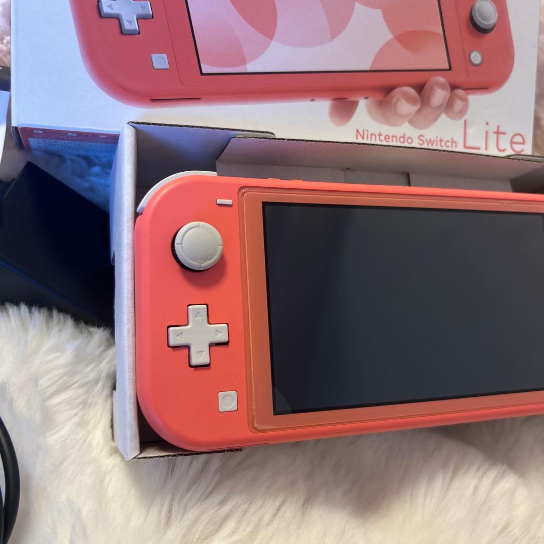 美品！Nintendo Switch Lite コーラル