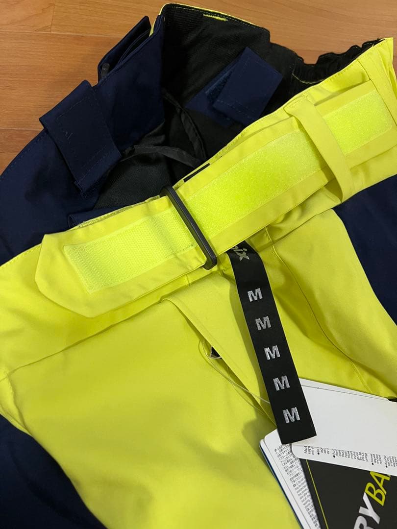 新品未使用/PHENIX/Mサイズ スキーパンツ　ネイビー/イエロー