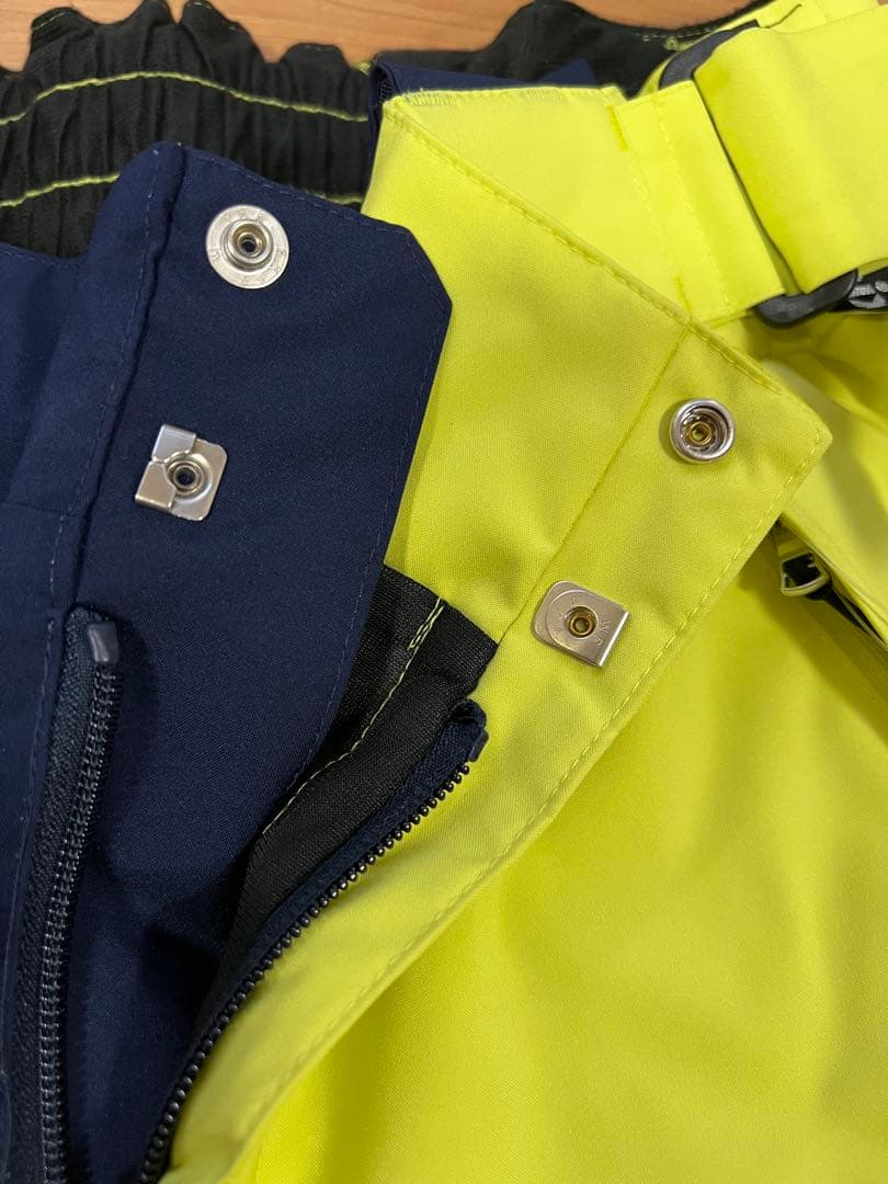 新品未使用/PHENIX/Mサイズ スキーパンツ　ネイビー/イエロー