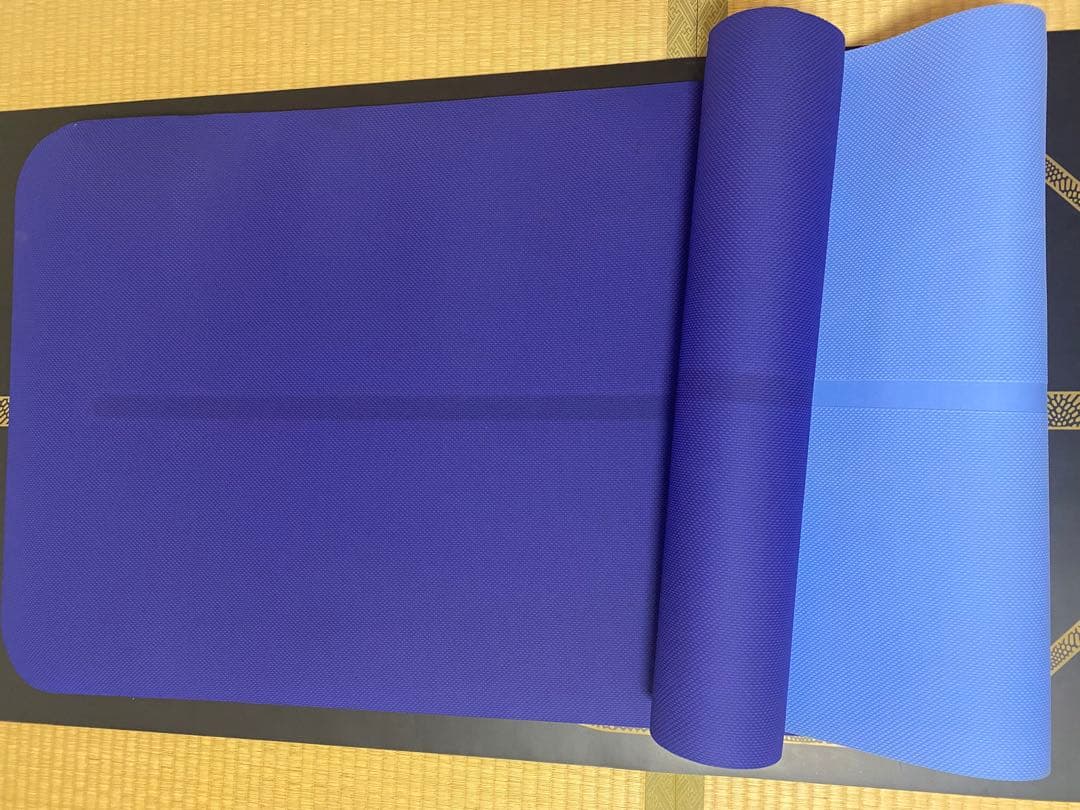 青紫・水色リバーシブルヨガマット MANDUKA