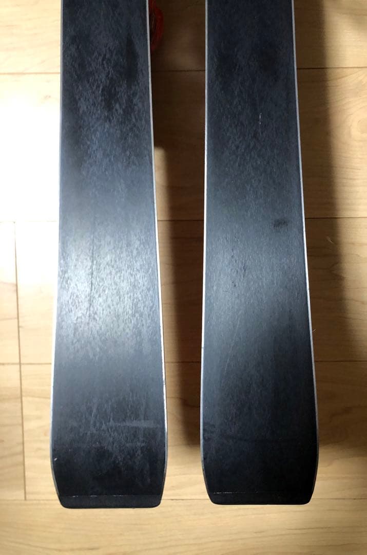 Atomic REDSTER J9 130cm スキー板