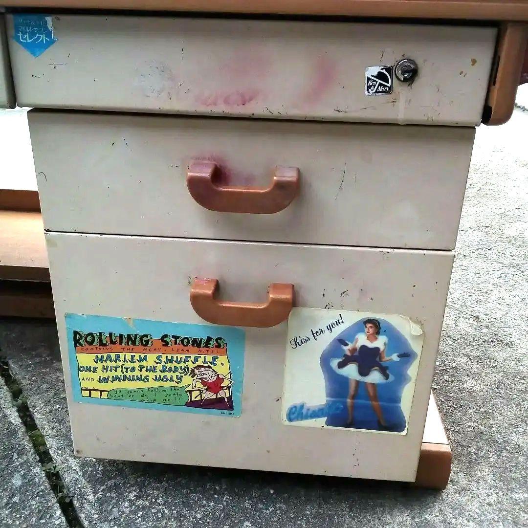 昭和レトロ オカムラ学習デスク 勉強机 昭和の学習机 1976年製 - メルカリ