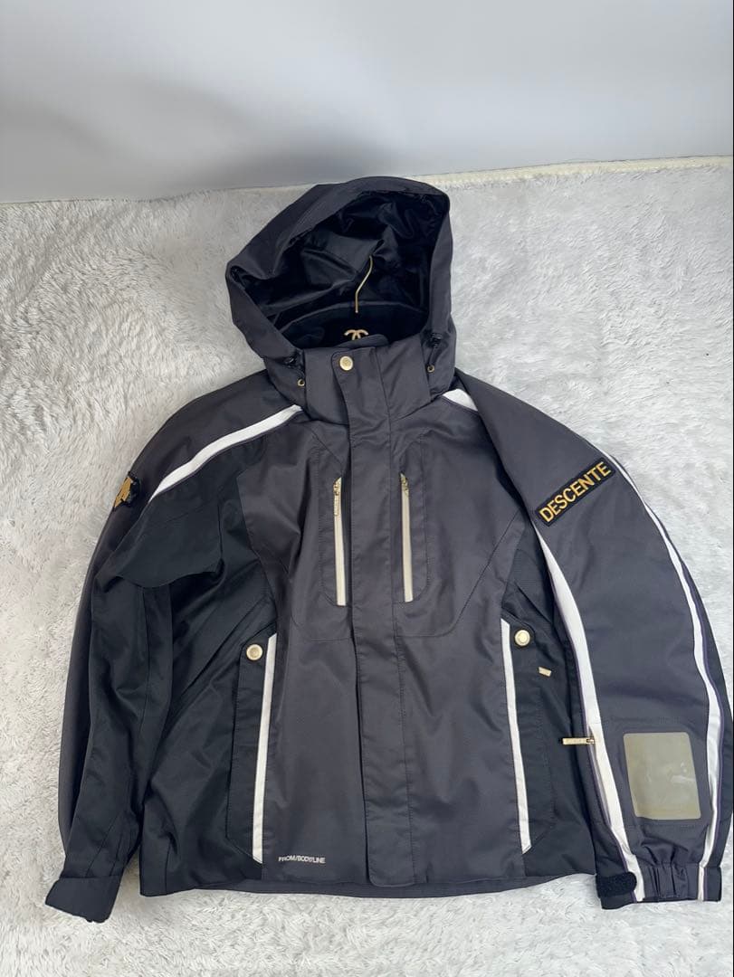 デサント スノーボードウェア セットアップ チタンサーモ スキーウェア
