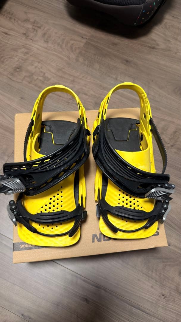 SALOMON HOLOGRAM 23-24モデルビンディング