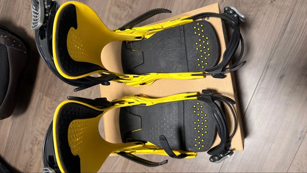 SALOMON HOLOGRAM 23-24モデルビンディング