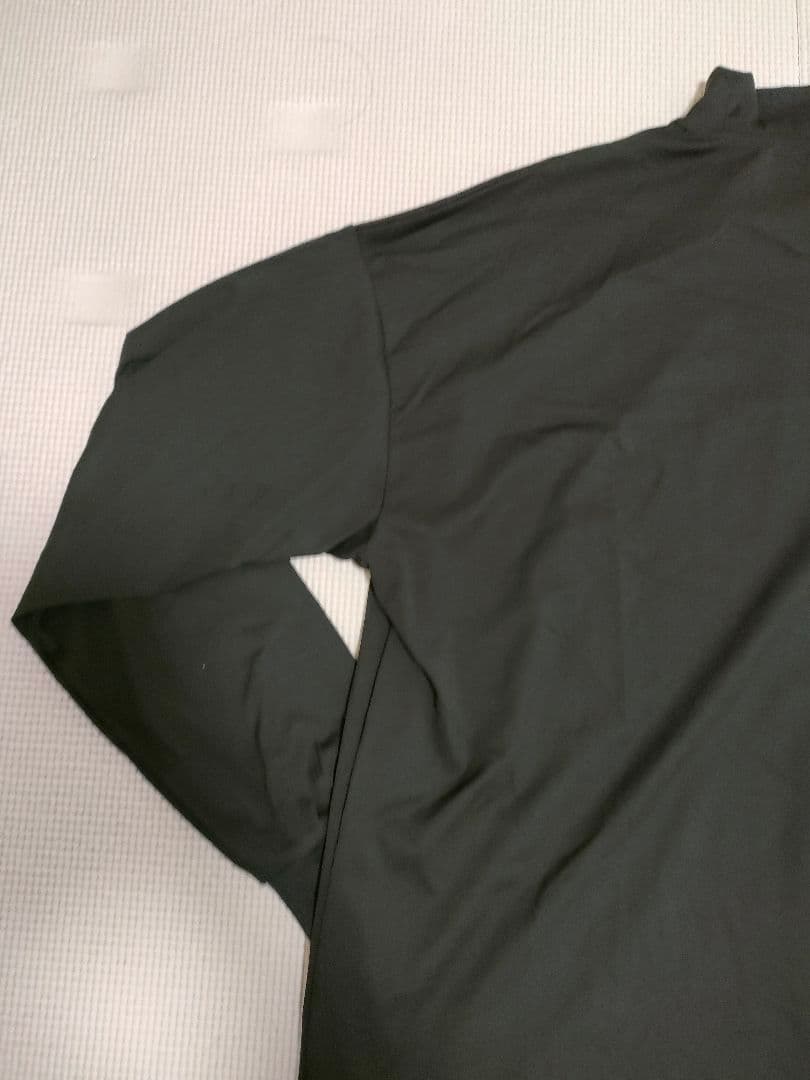 新品　LOCAL GOLF モックネック S/M 黒　ロンT シャツ　ゆったり