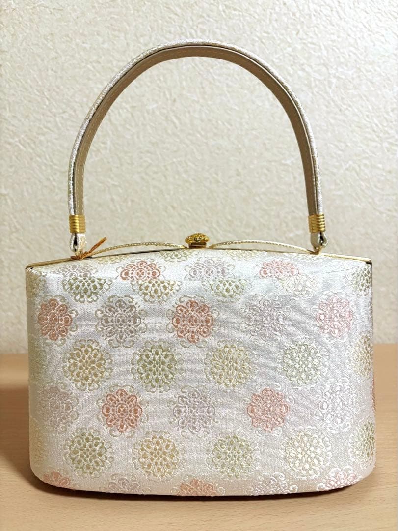 新品未使用品　銘織つづれ錦　和装バッグ＆草履セット　白×ゴールド　LLサイズ