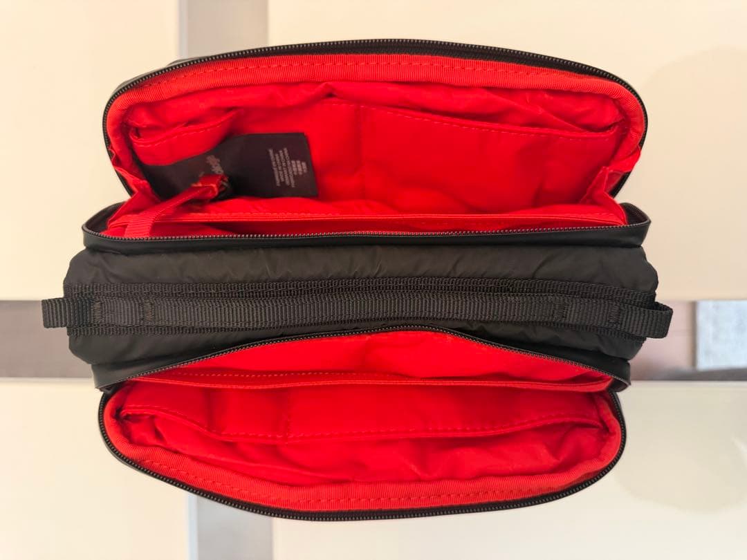 トポロジーボトルサコッシュバッグTopologie Bottle Sacoche