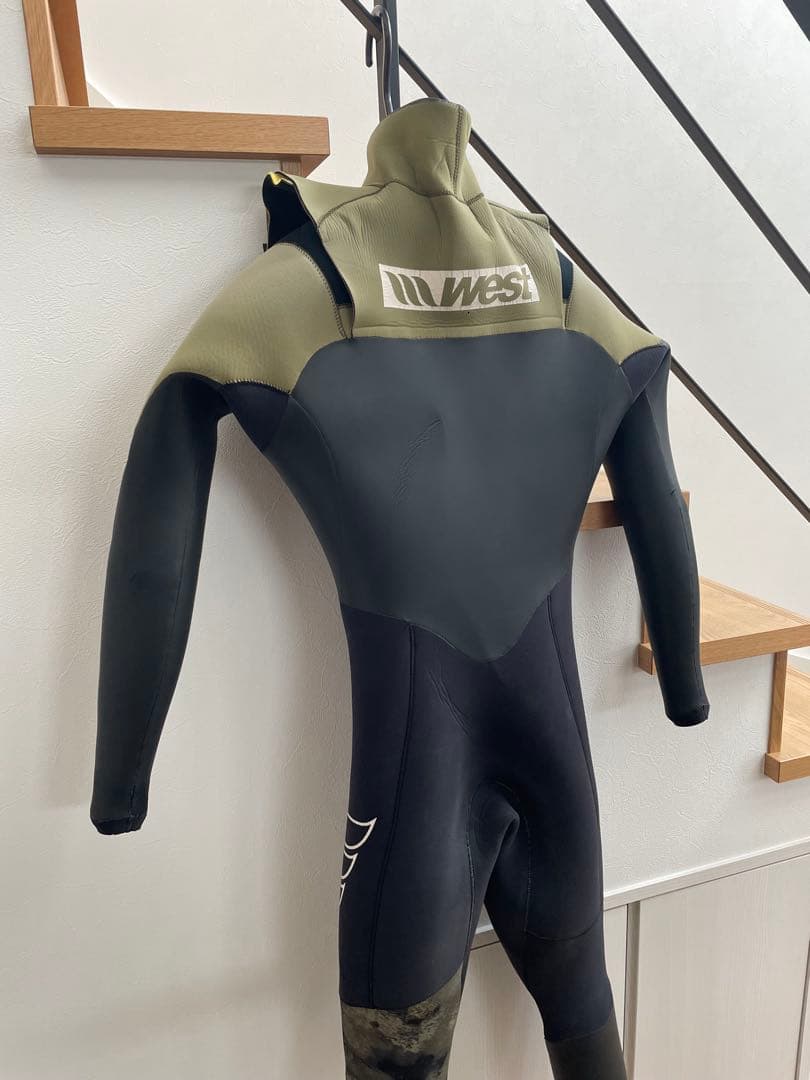 ば*ー様 【最終値下げ】冬前に！west ウェットスーツ セミドライ 5/3
