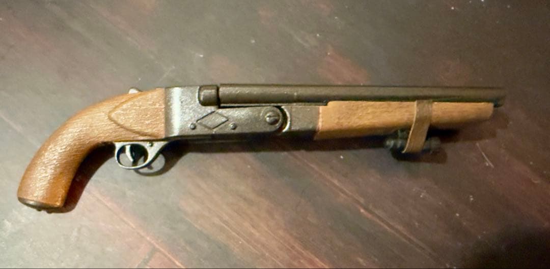 ホットトイズ ハイドラ ウェスカー付属ショットガン - メルカリ