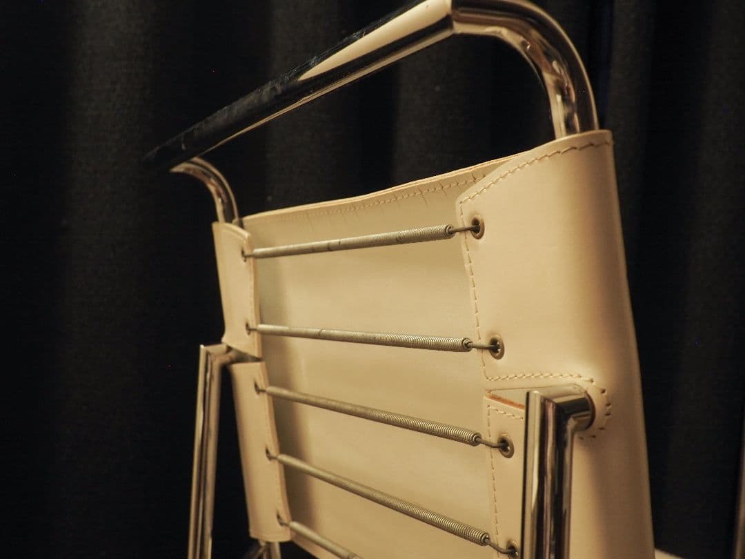 【値引中】“IDC”ロクエブリューンチェアB