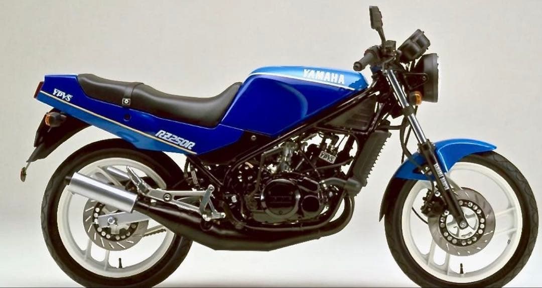 ヤマハ　RZ250R 純正ホイール　リヤ　バイク レストア