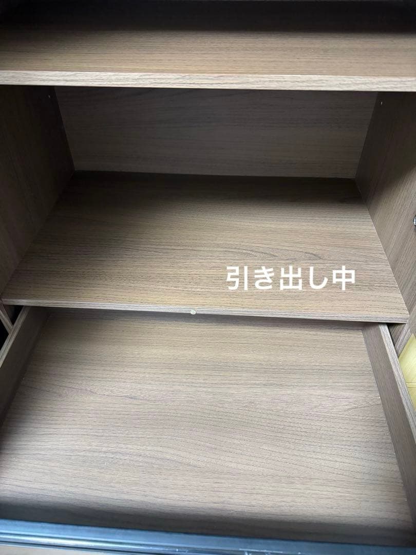 ニトリ　食器棚　ダークブラウン ガラス戸