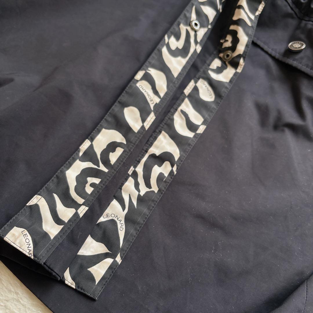 レオナールスポーツ ナイロンコート 総柄パイピング 襟裏柄 袖リブ