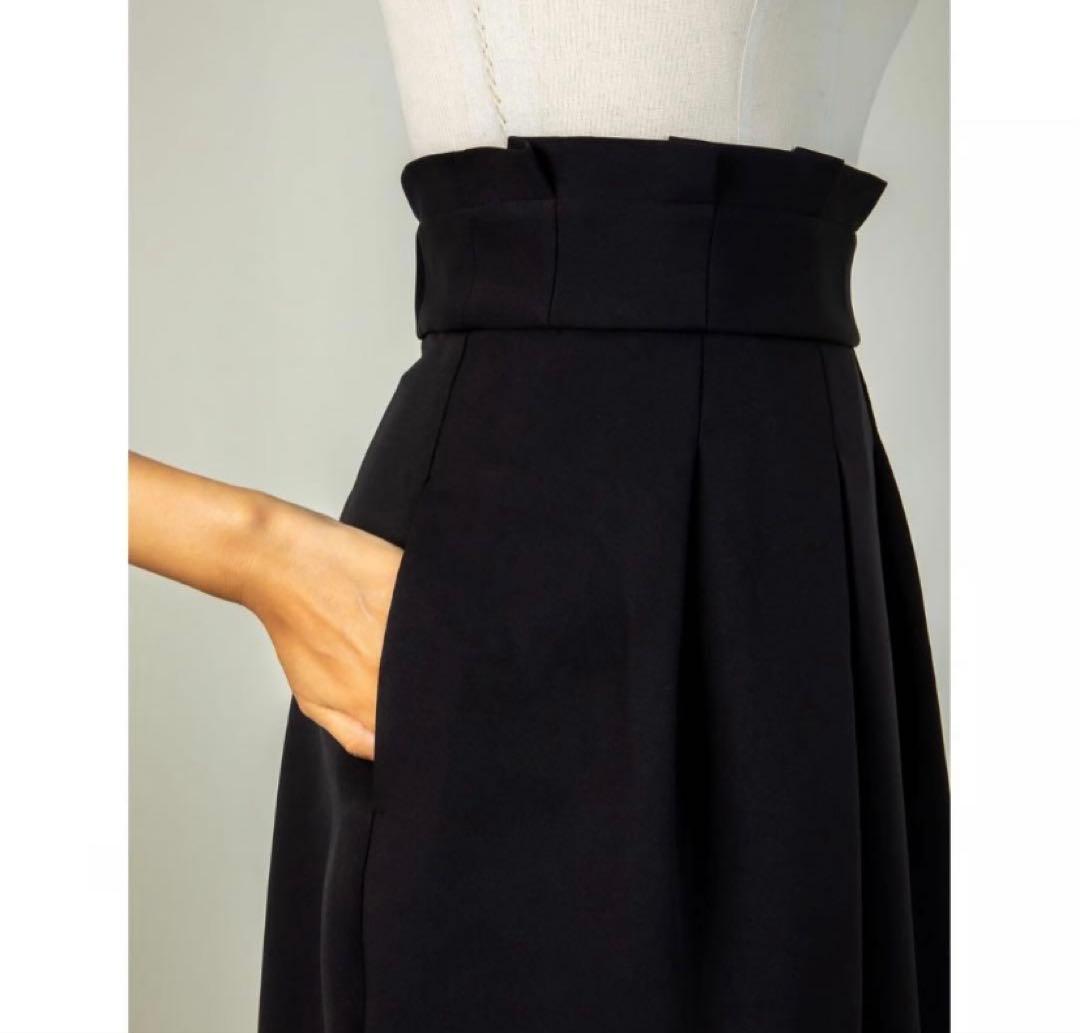 極美品　frey イージーコクーンスカート　ブラック　Sサイズ