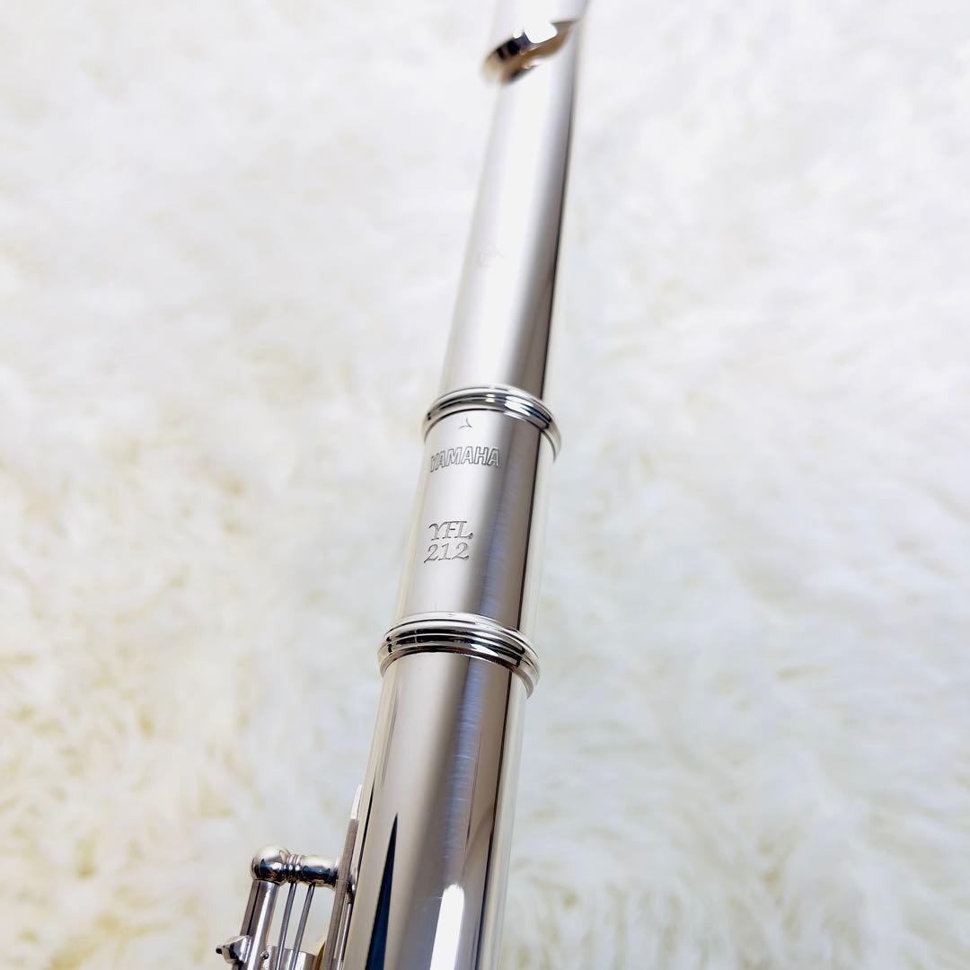 【ほぼ未使用】最新・現行モデル♦ヤマハフルート YFL212