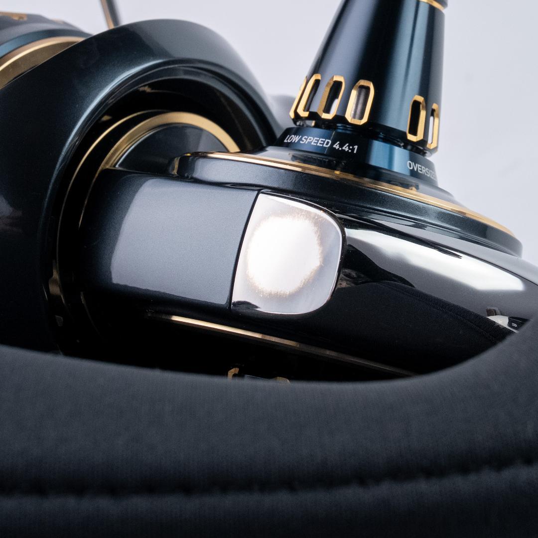 SALTIGA 25000-P スピニングリール DAIWA