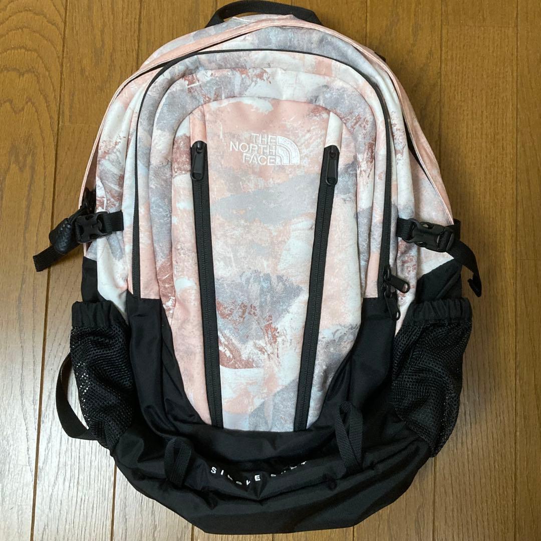 hana様お取り置き　1/26まで　値下げTHE NORTH FACE リュック