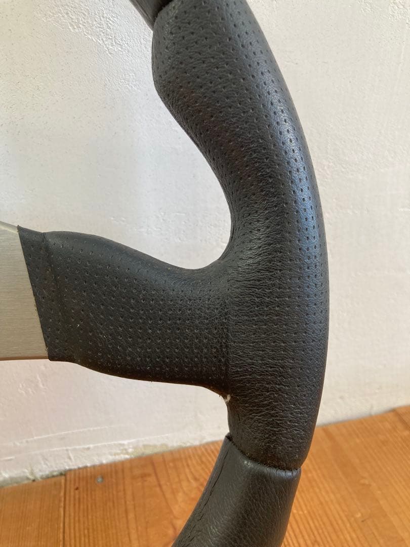 momo RACE ステアリング 350mm