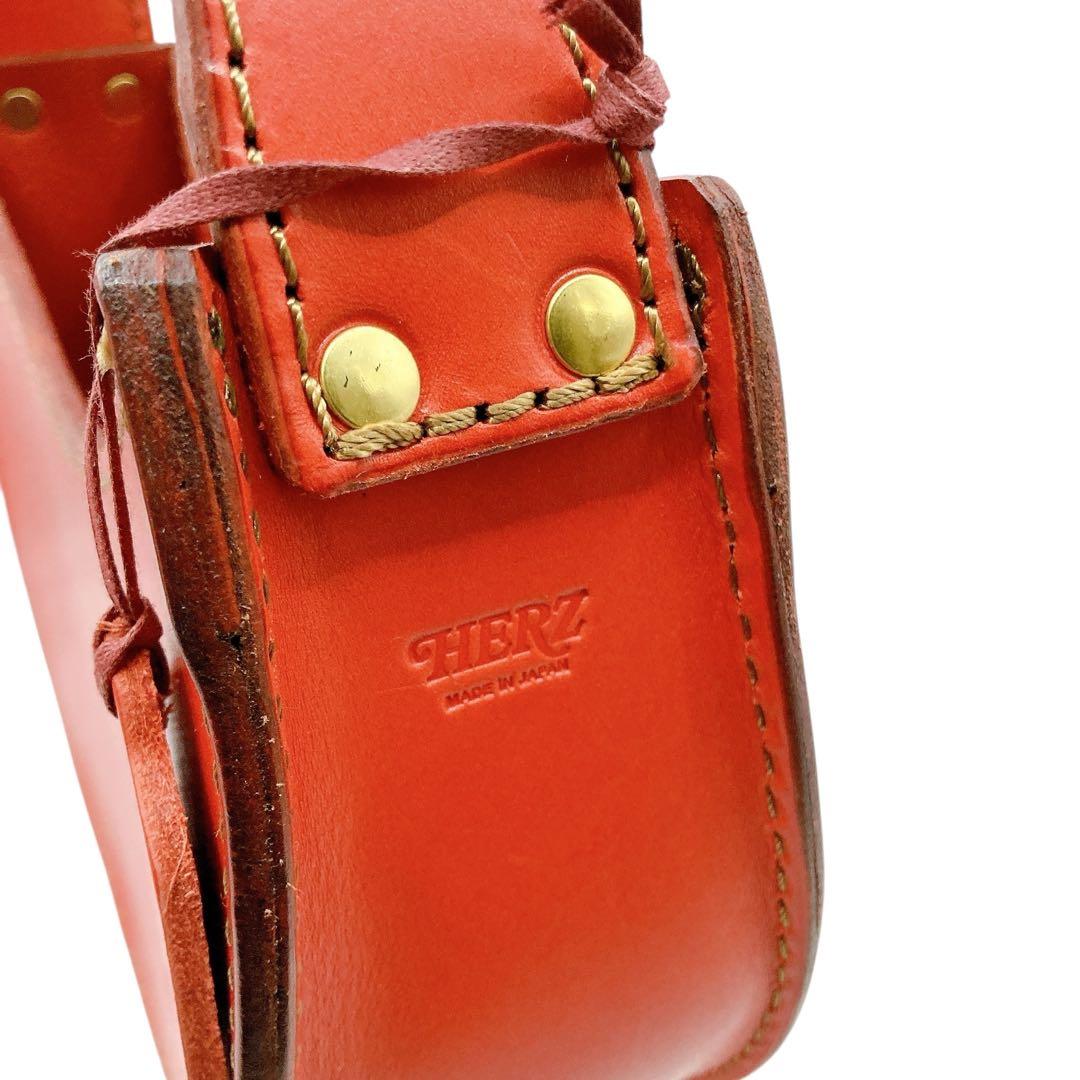 美品✨HERZ ヘルツ ハンドバッグ 三日月型 オールレザー レッド チャーム付