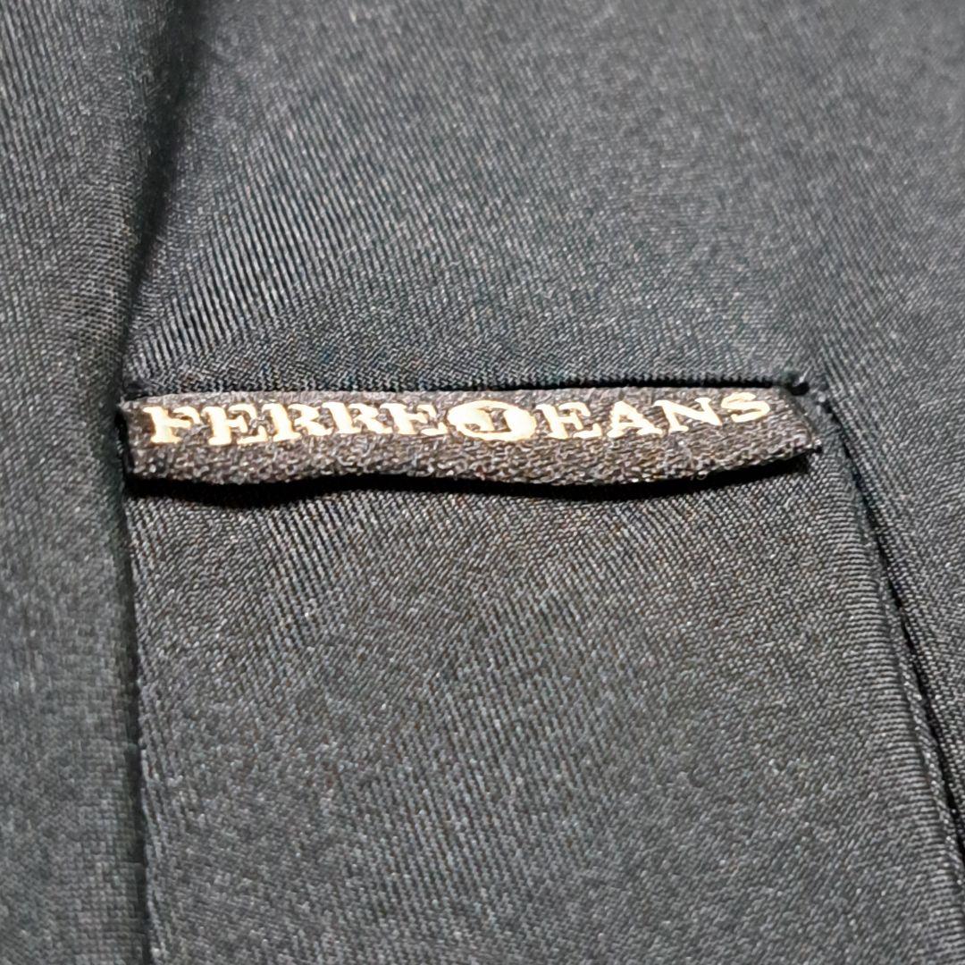 GIANFRANCO FERRE ナイロンコート 中綿入り シャモアクロスライク