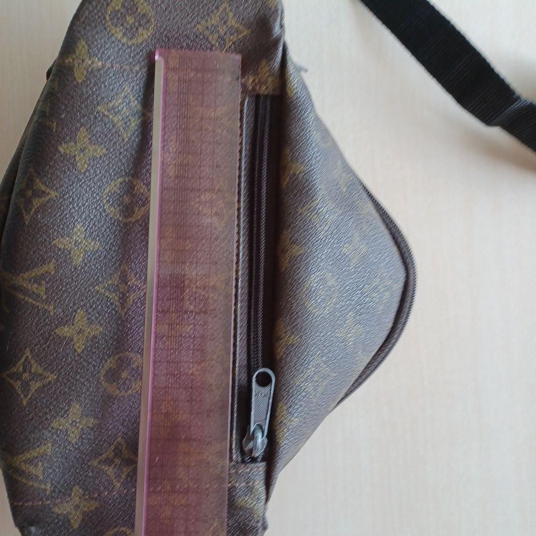 M*4様 Louis Vuitton ボディバッグ ブラウン