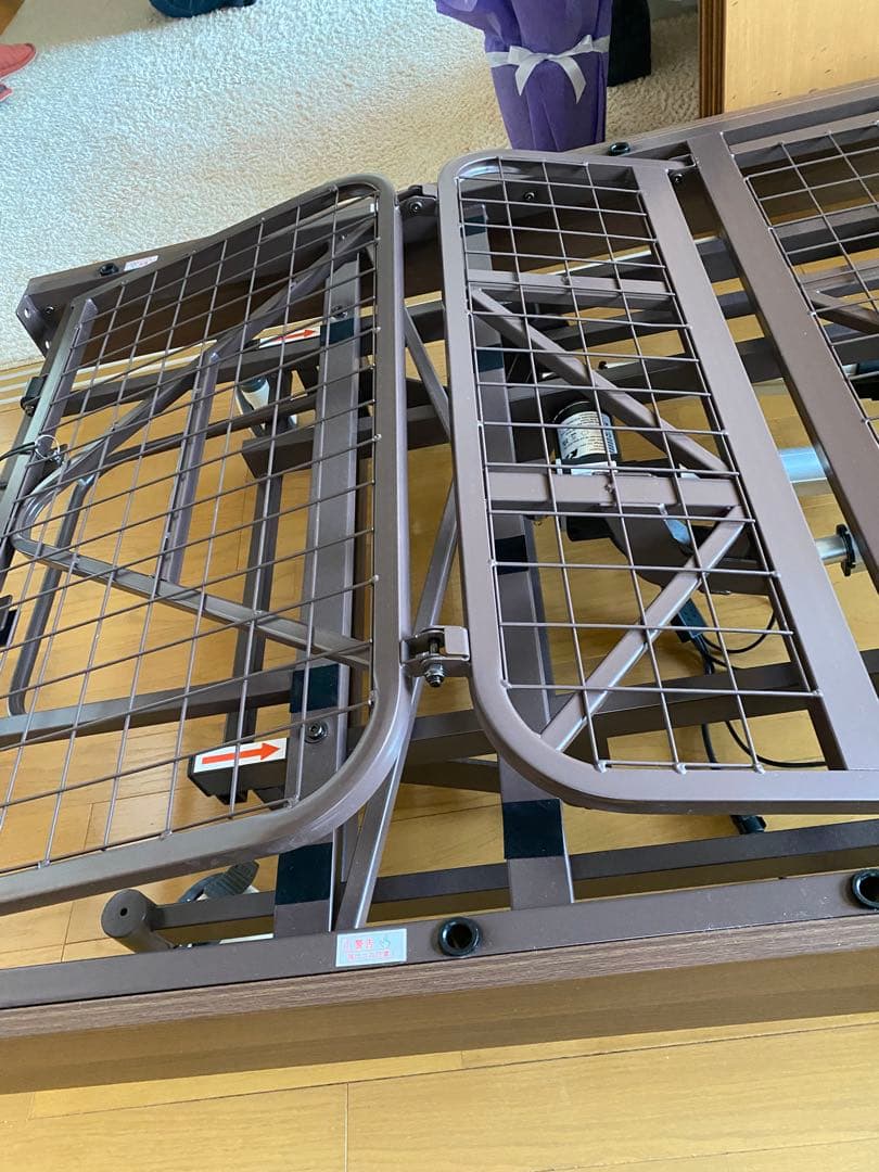 【引き取り限定】電動ベッド 3モーターリモコン式　マットレス付き