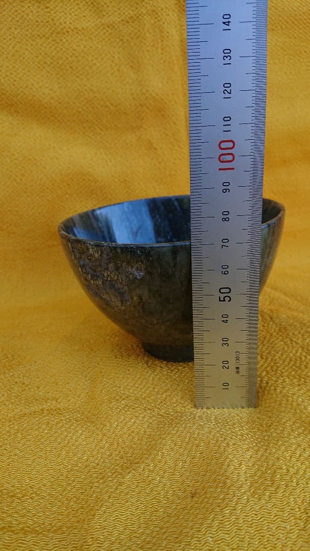 石茶碗、緑色片岩、自然石、手作り石茶碗、倉田辰彦 作