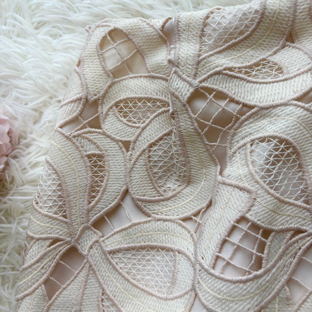 未使用品】 23年 エムズグレイシー リボンレースタイトスカート 刺繍