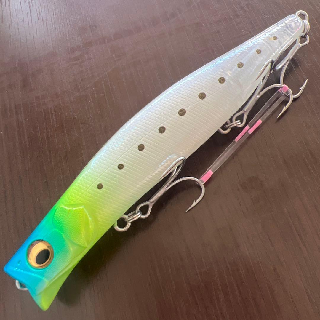 ＜実釣未使用＞megabassカゲロウ124F