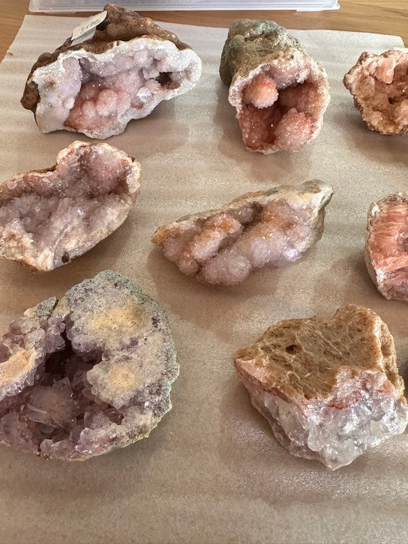 ピンクアメジスト、ジオード、フリーフォーム コレクション