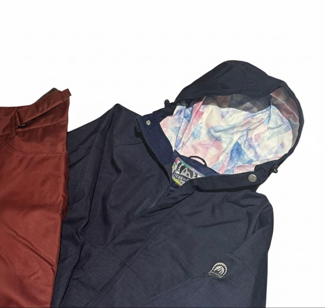 アウトドアウェアセット（パンツ・ジャケット）