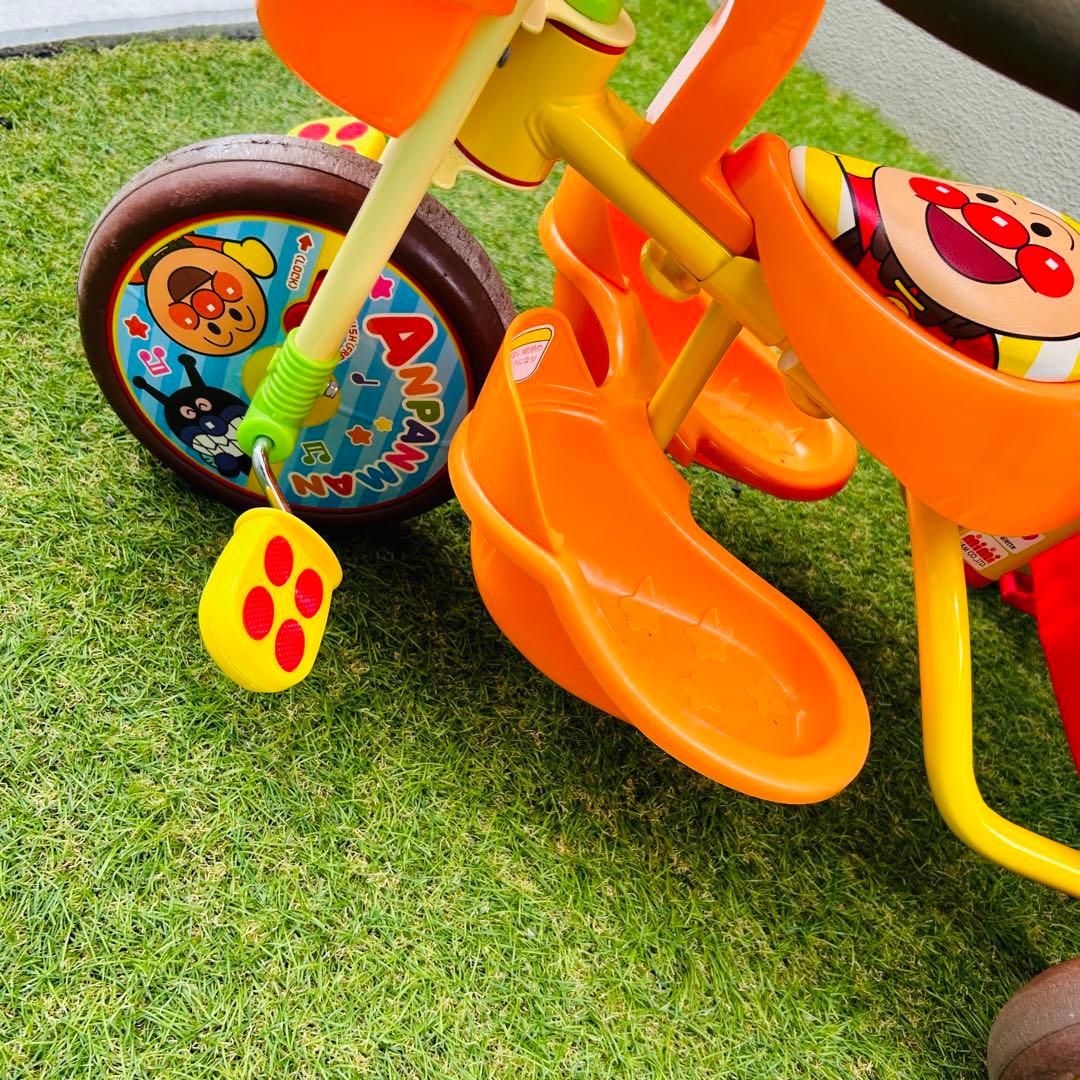 アンパンマン 三輪車 それいけ！アンパンマン デラックスII レッド 赤