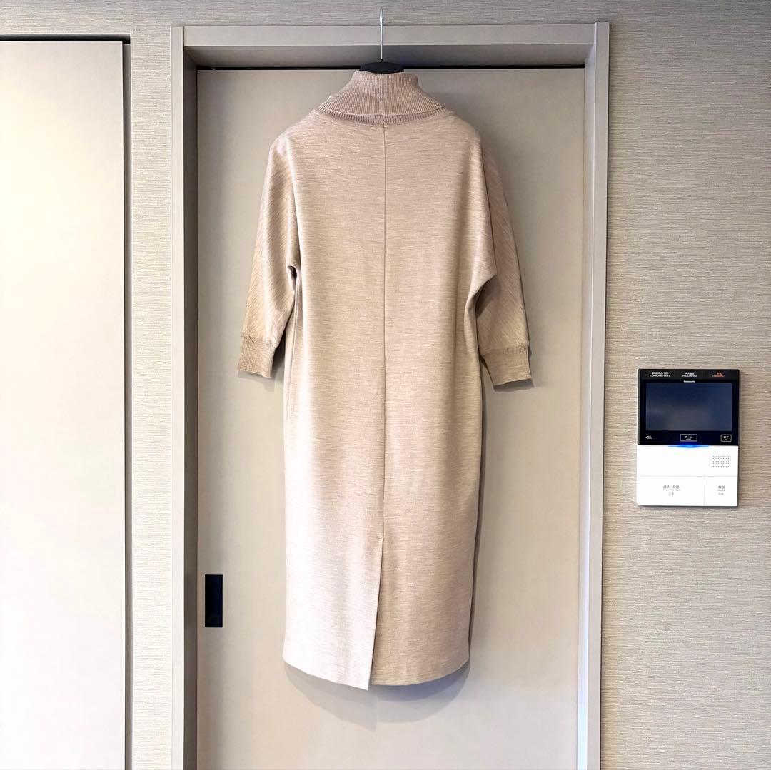 新品同様‼️最高級 白タグ マックスマーラ ウール100%ふんわりワンピース