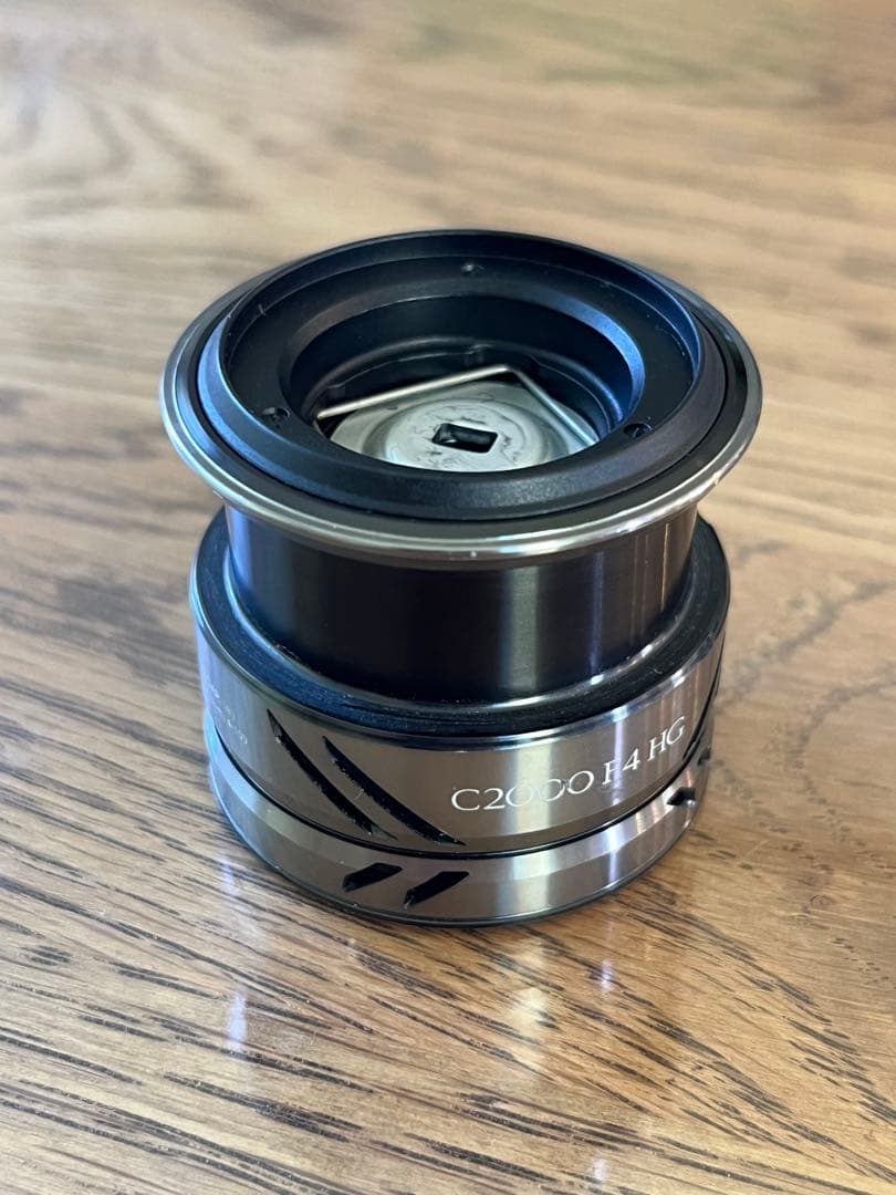 SHIMANO COMPLEX XR C2000 F4 HG 替えスプール付