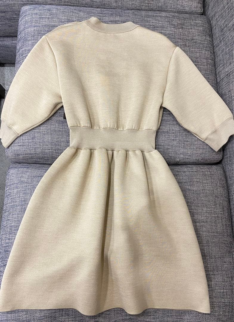 ルイヴィトンのニットワンピース