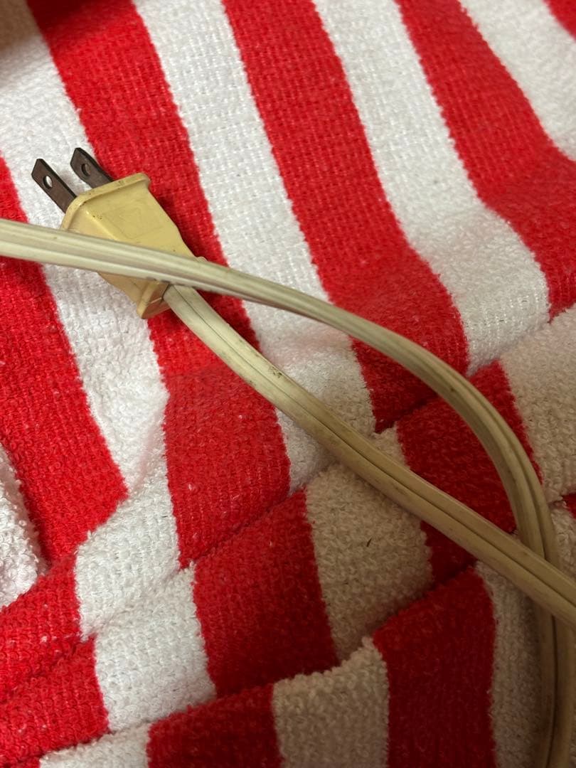 ビンテージ50年代CBS ラジオ＆テレビ時計 ネオンライト付き電球junk古着