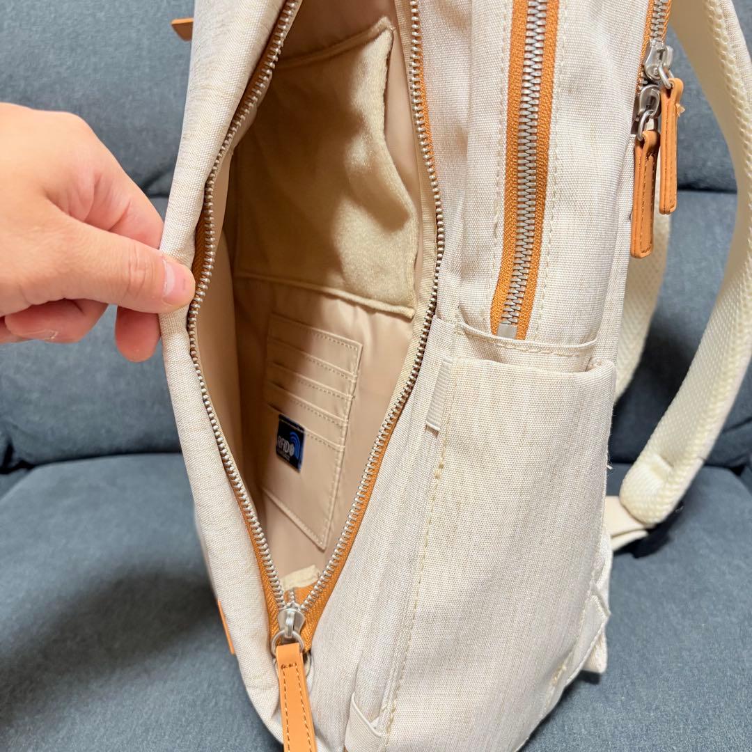 【未使用】Nordace Siena Pro 13 ベージュ