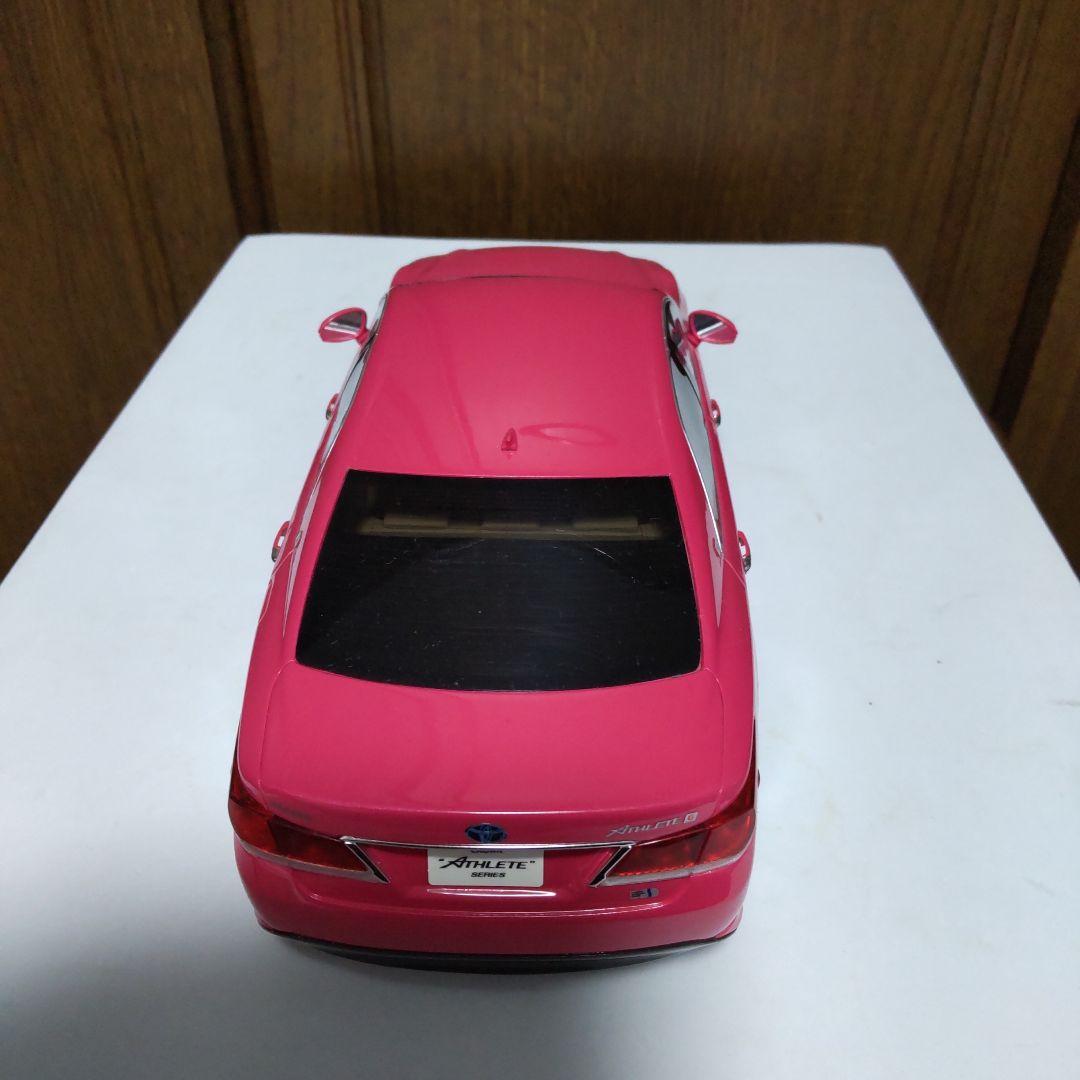 トヨタ クラウン ハイブリッド アスリート G ピンク 1/18 サムライ 京